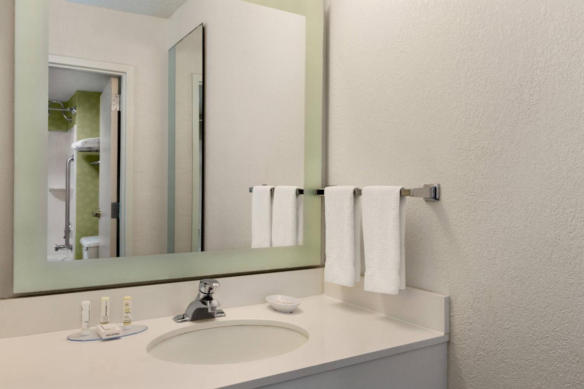 Springhill Suites Boca Raton Bagian luar foto